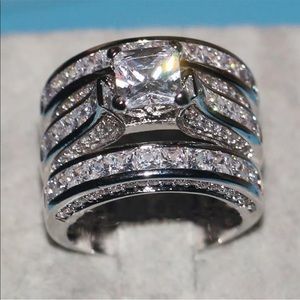 New 18k gold plated halo diamond engagement ring